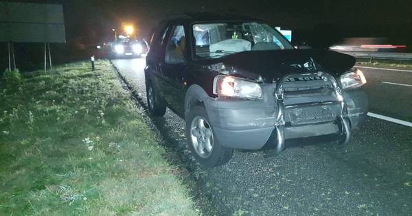 Twee auto's raken in botsing met een vrachtwagen op de A35 bij Bornerbroek