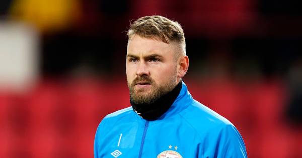 Jeroen Zoet gaat de sportieve strijd aan bij PSV - BN DeStem