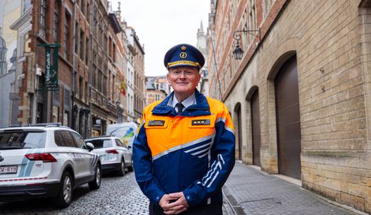 Zes Brusselse politiezones komen onder bevel van ‘gold commander’ na schietpartijen, minister Quintin zet extra infanteriepeloton in