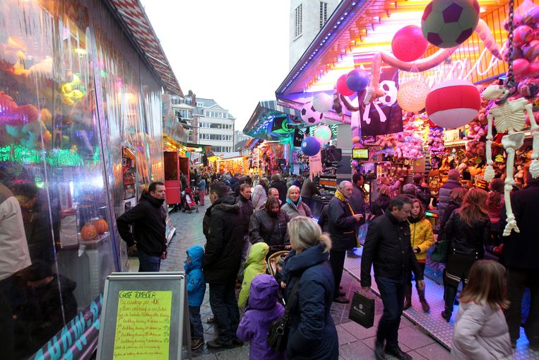 Markt oostende tijdens kermis