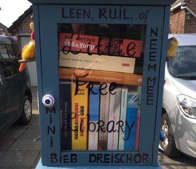 Dreischor krijgt nieuwe minibieb vol kinderboeken