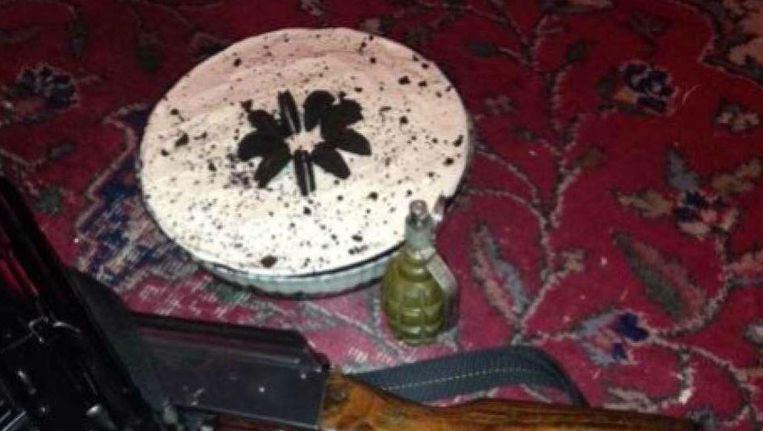 Twitterfoto van een in het kalifaat gemaakte taart Beeld Twitter