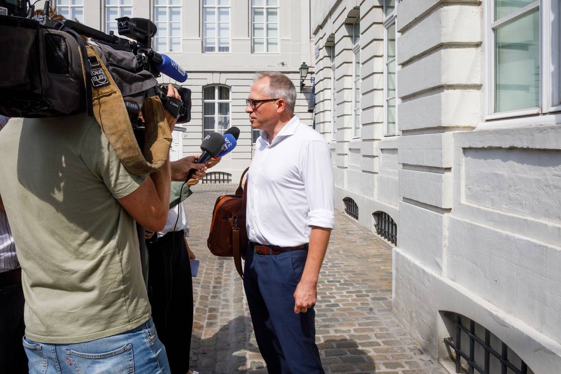 Duurdere dienstencheques, boetes voor ouders en stikstofregels: Vlaamse onderhandelaars moeten straks moeilijke knopen doorhakken
