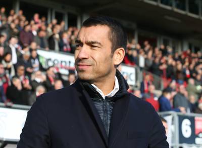 Van Bronckhorst blij met zege op karakter