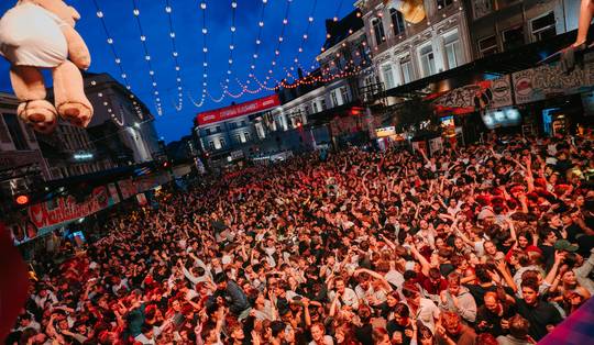 De gespannen nacht waarop het meteen kantelde voor de Vlasmarkt: ‘Dit is gewoon een compleet verkeerde inschatting geweest’