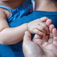 Al 241 meldingen van onregelmatigheden bij adopties: Vlaamse onderzoeken in 2026 van start