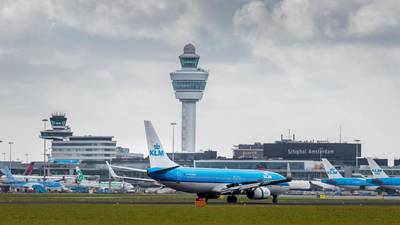 Schiphol zit bijna aan het maximum aantal vluchten per jaar