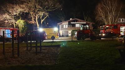 Muur in achtertuin van woning in Wageningen stort in: persoon ernstig gewond