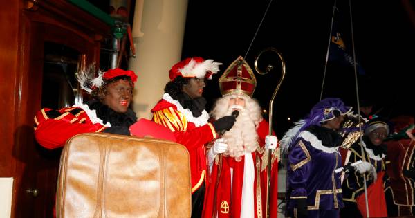 Inzamelingsactie Voor Zwarte Piet In Hoek Van Holland Brengt Gemeente In Verlegenheid Rotterdam Ad Nl