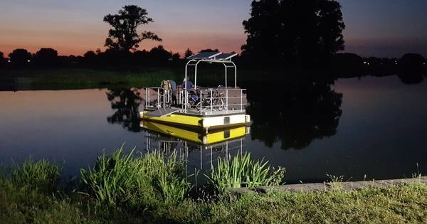 Geen 'nachtstroom': pontje Loozen viel automatisch stil | Hardenberg - De Stentor