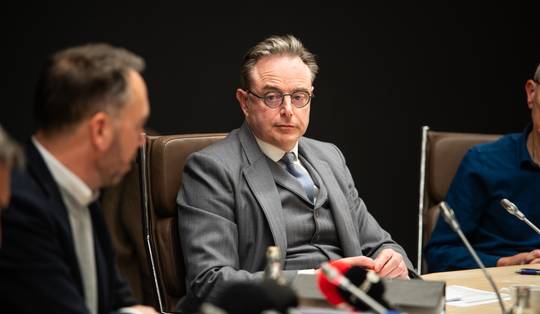 Begrotingsakkoord voorkomt vroegtijdige deconfiture regering-De Wever: ‘Vorige dinsdag is de oplossing gevonden’
