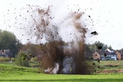 Deze experts jagen op illegaal vuurwerk: “Soms is een bom zo gevaarlijk dat het leger ‘m niet mee wil nemen”