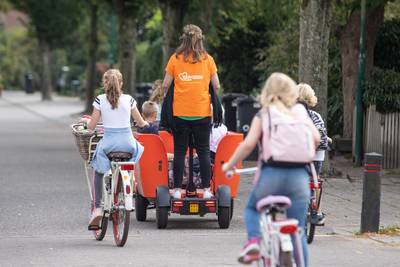 'Zorg voor knop waardoor bolderkar automatisch tot stilstand komt'