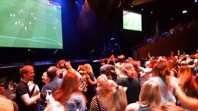 Zo zag laatste minuut van Oranje-Engeland eruit vanuit Utrecht