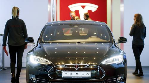 Tesla maakt zichzelf extra sexy voor kleine beleggers