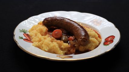 126. Salsiccia Alla Cacciatora