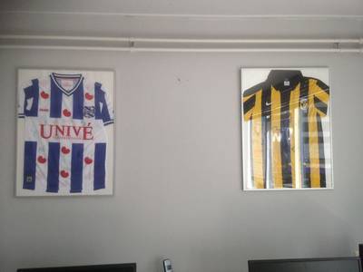 NEC-shirt met emotionele waarde uit bestuurskamer vv Dieren geroofd