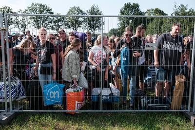 Fanclubleden Zwarte Cross slaan massaal hun slag op eerste dag kaartverkoop