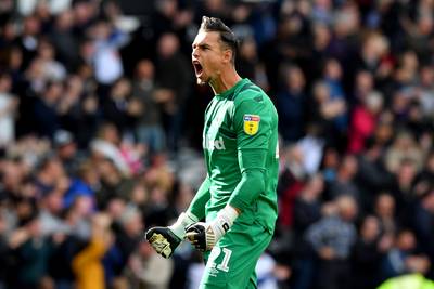 Rijkevoortse doelman Kelle Roos kan weer jagen op ticket Premier League