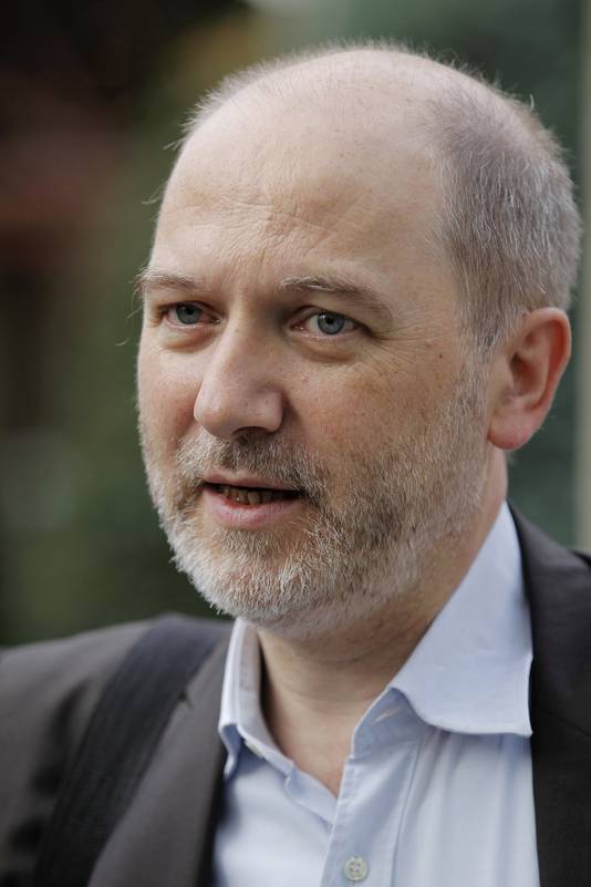 Affaire Denis Baupin Un Seducteur Pas Un Harceleur Monde