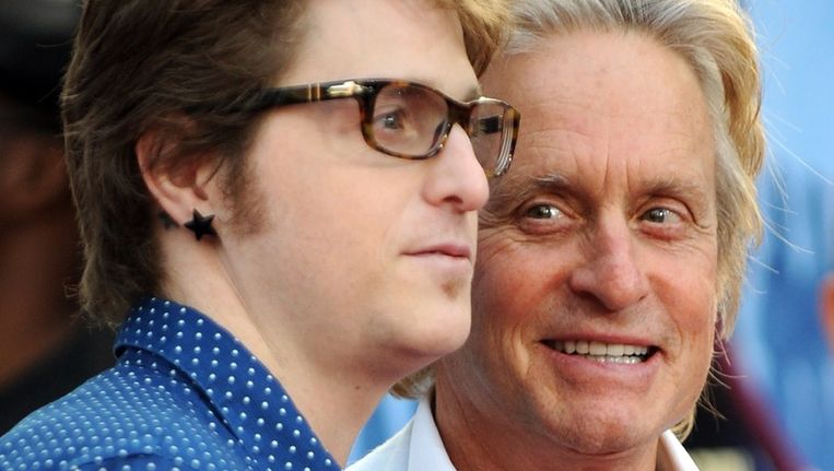 zoon michael douglas krijgt 4 5 jaar