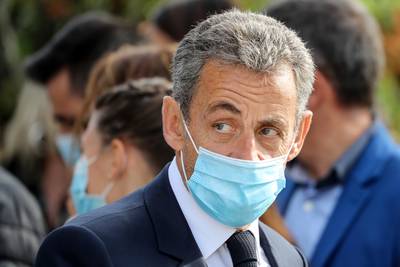 Eén van belangrijkste getuigen tegen Sarkozy in Libië-affaire trekt beschuldigingen in