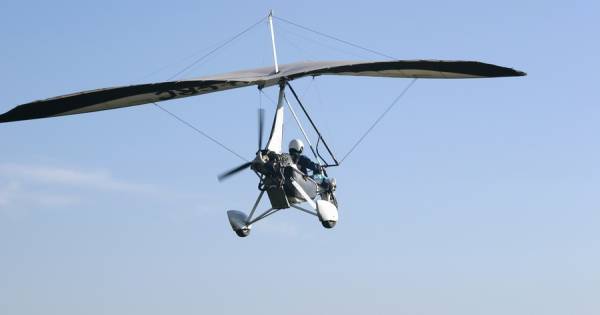 Une Collision Entre Un Ulm Et Un Avion De Tourisme Fait 5 Morts En France Monde 7sur7 Be