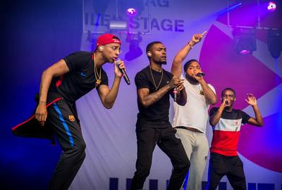 Rappers van Broederliefde en SBMG met elkaar op de vuist