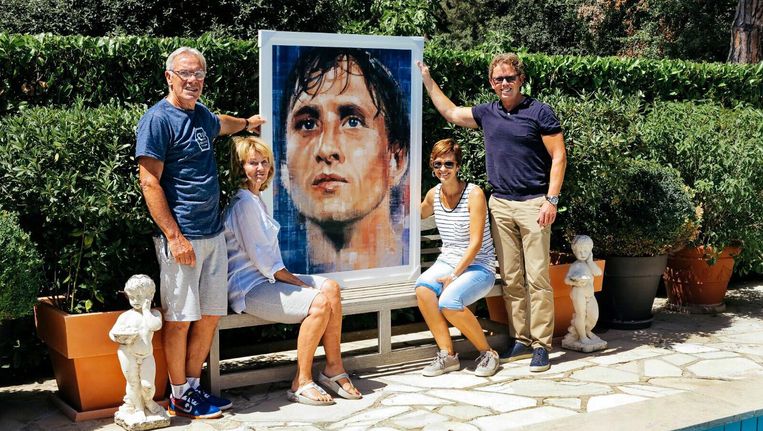 Familie Cruijff blij met portret: 'Dit zijn Johans ogen' | Het Parool