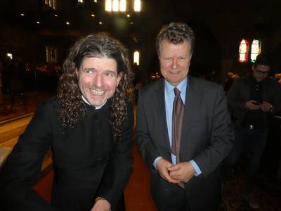 Homoseksuele priester vecht ontslag aan: ‘Ik ben nog nooit zo keurig celibatair geweest als nu’