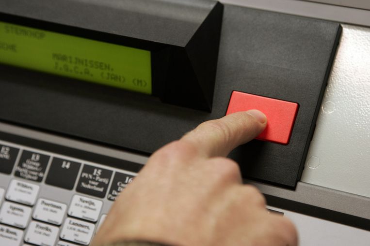 Burgemeesters pleiten voor de terugkeer van de stemcomputer Beeld ANP