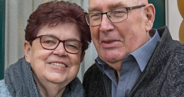 Gouden huwelijk voor Petjes Bar-echtpaar Herman en Riek Voet - BD.nl