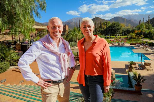 Amazing Hotels: Life Beyond the Lobby