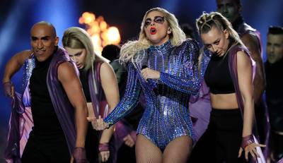 Lady Gaga en Pink treden op bij Grammy's