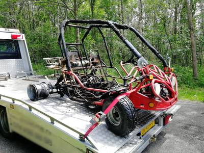 Brandweer uit Almelo rukt uit voor fik in zendmast, maar treft brandende buggy aan
