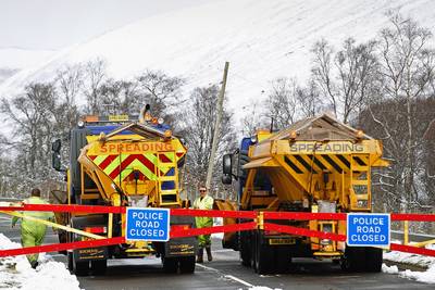 Humor in Engeland: sneeuwschuivers krijgen wel heel originele namen