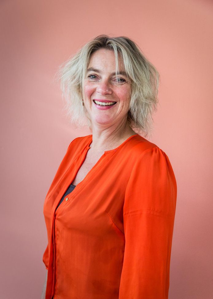 Mylou Frencken Tobt Heel Wat Af Show Ad Nl
