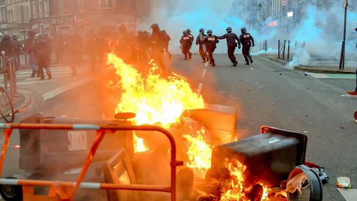 Les Français Sont Déprimés Depuis Le Mouvement Des Gilets