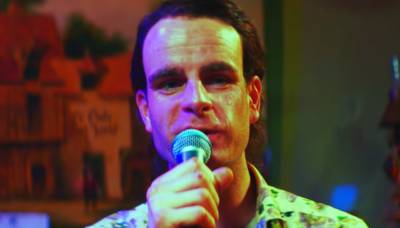 Henry van Loon verovert als DoeMaarDave nu ook de hitlijsten