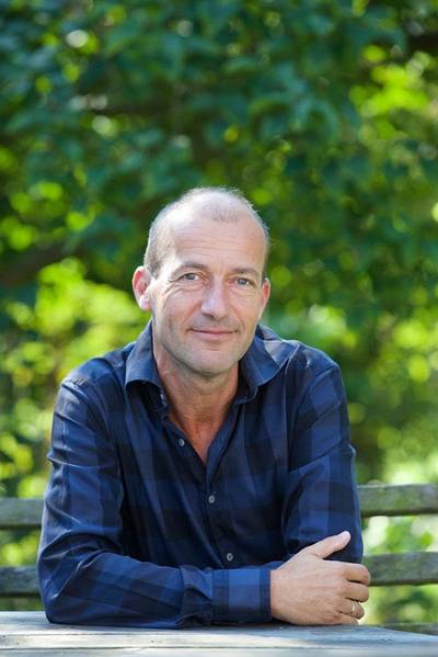 Weerman Reinier van den Berg presenteert laatste weerbericht