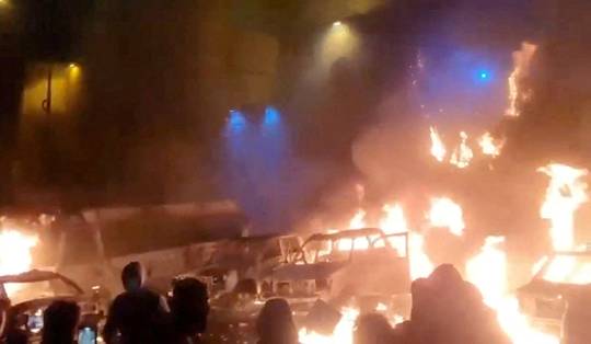 Hevig protest in Iran breidt uit: ex-kroonprins roept op steden in te nemen, internet nog steeds geblokkeerd