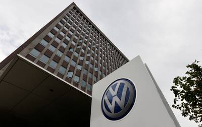 'Volkswagen sjoemelde ook met benzinemotoren'