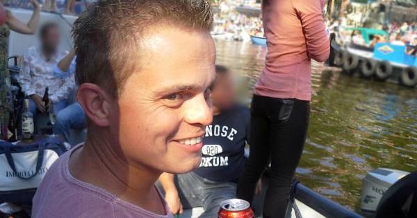 Ouders slachtoffer kofferbakmoord loven 50.000 euro uit voor gouden tip - AD.nl