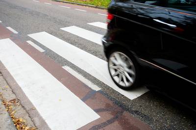 Meisje (13) overleden na aanrijding zebrapad
