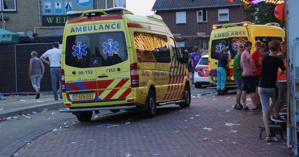 Man met traumaheli naar ziekenhuis na ongeval op kermis in Zieuwent - Tubantia