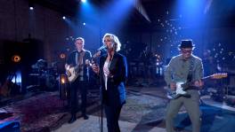 Terug naar de triphop-roots van Hooverphonic met 'Clutter'