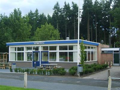 Vervallen sportcomplex in Denekamp wacht met smart op nieuwe bestemming