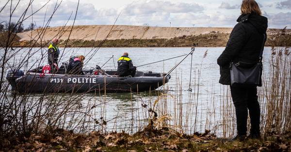 Ultieme zoekactie naar auto van al 46 jaar vermiste Brabantse vrienden - Eindhovens Dagblad