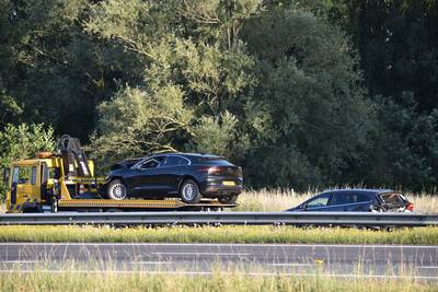 Gewonde bij kop-staartbotsing op A73 bij Beuningen