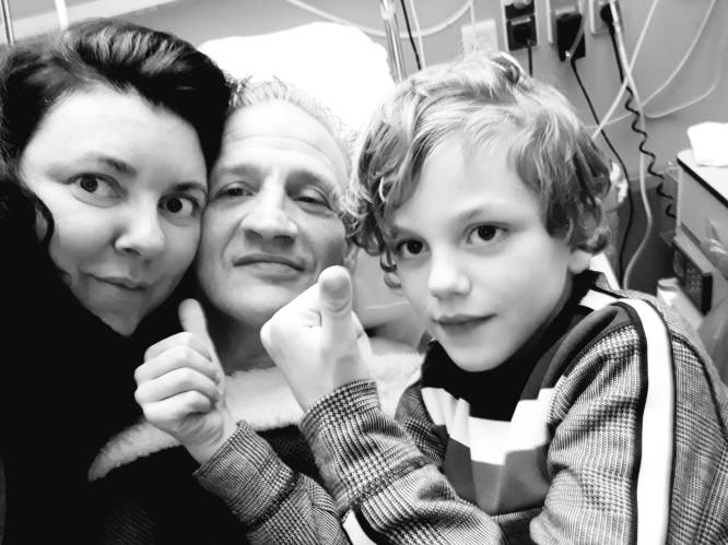 Politieman Mon (54) verlamd na val van trap én getroffen door Covid: “Alle steun welkom om hem zoveel mogelijk bij ons thuis te hebben”